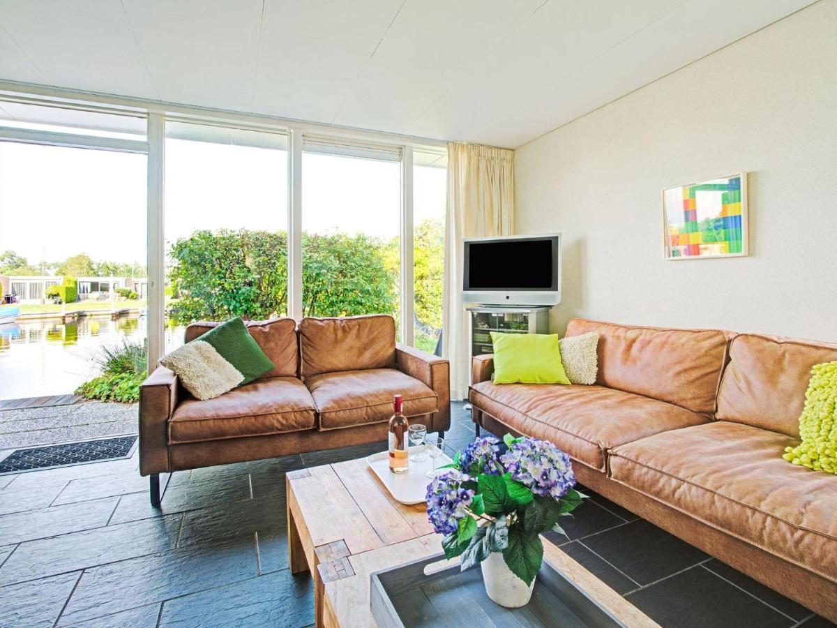 Waterfront Holiday Home With Jetty Boornzwaag over de Wielen المظهر الخارجي الصورة